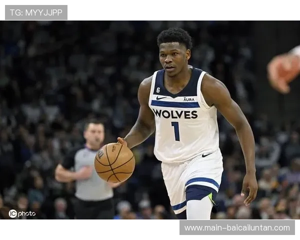 爱德华兹玩笑喊话Shams希望若被交易能第一时间得到独家消息