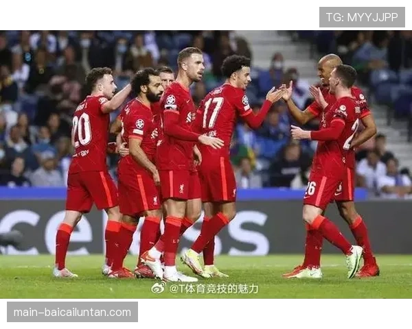 西汉姆联长传精准度联赛前列 客场控球率51%惜败利物浦 西汉姆联长传精准度联赛前列 客场控球率51%惜败利物浦