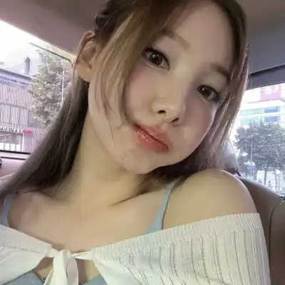 庞榕欣